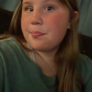 Meet your Posher, Bella